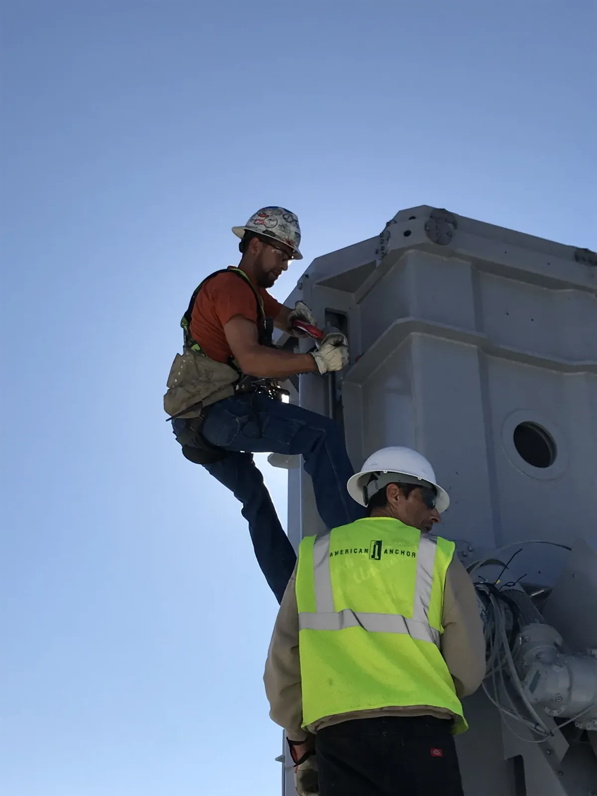 Servicing a BMU arm on the roof